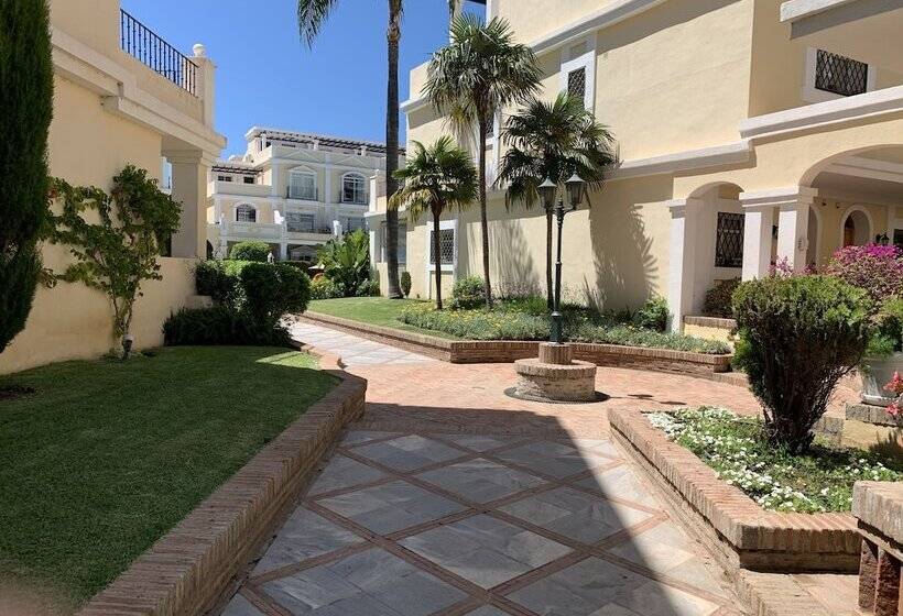 Aloha Gardens By Vacation Care