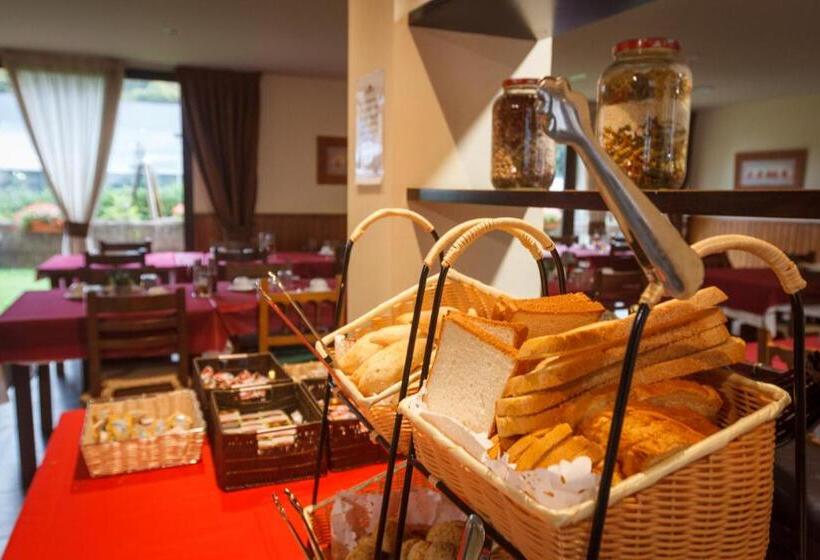 Aparthotel La Vall Blanca