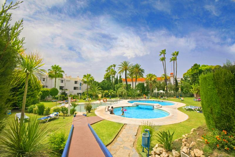 Aparthotel Ona Campanario