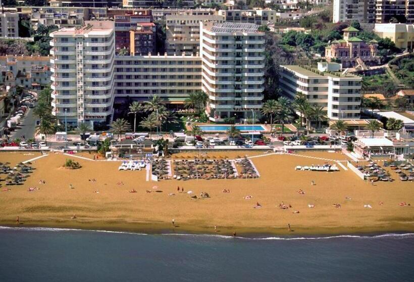 Apartamentos Bajondillo