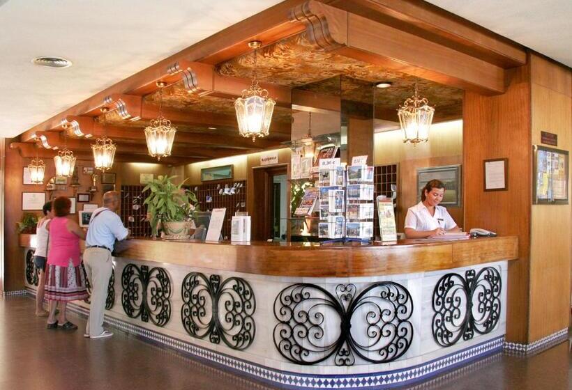 Apartamentos Bajondillo