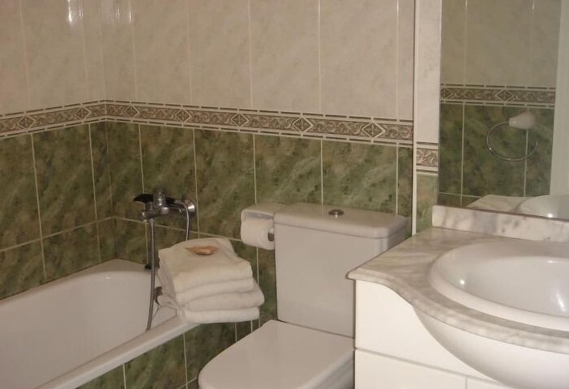 Apartamentos El Faro 45