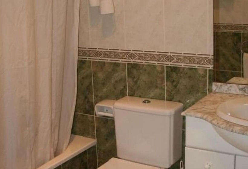 Apartamentos El Faro 45