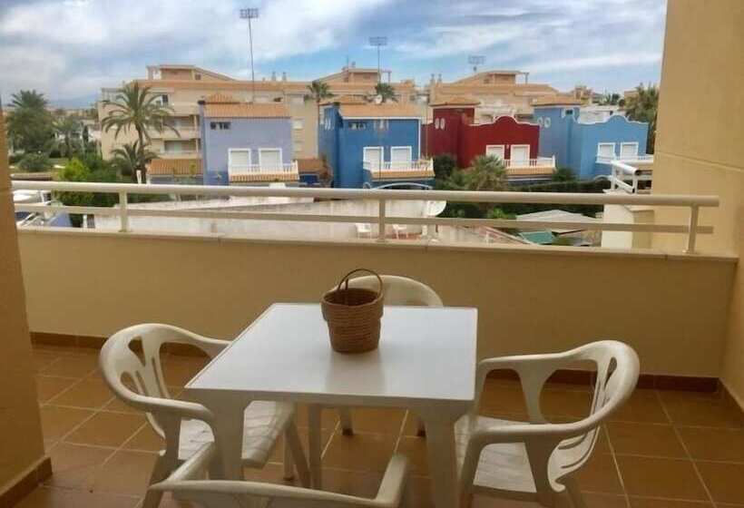 Apartamentos El Faro 45