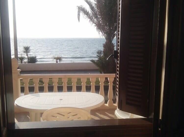 Apartamentos Jessica Beach