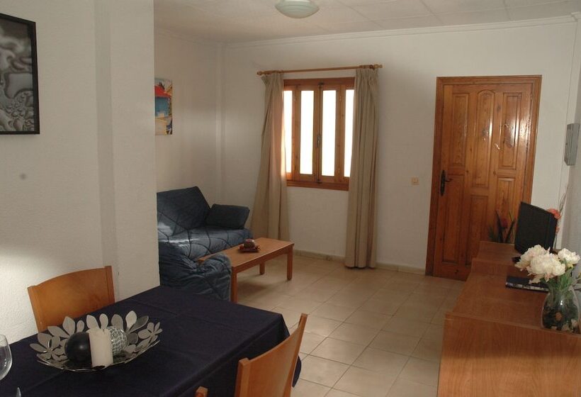 Apartamentos Jessica Beach