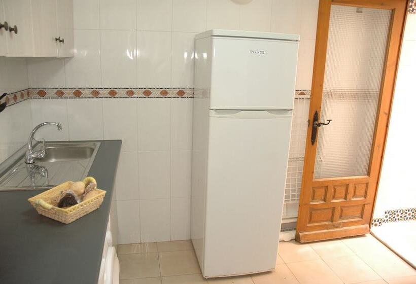 Apartamentos Jessica Beach