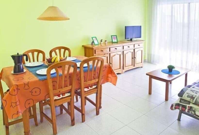 Apartamentos Ses Illes 24