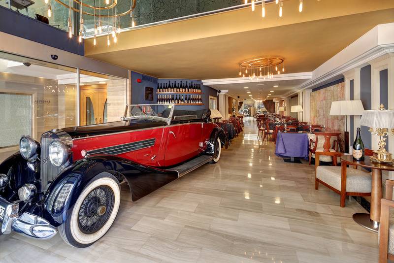 Apartaments Hotel Hispanos 7 Suiza