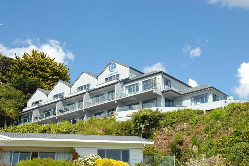 Blue Pacific Apartments