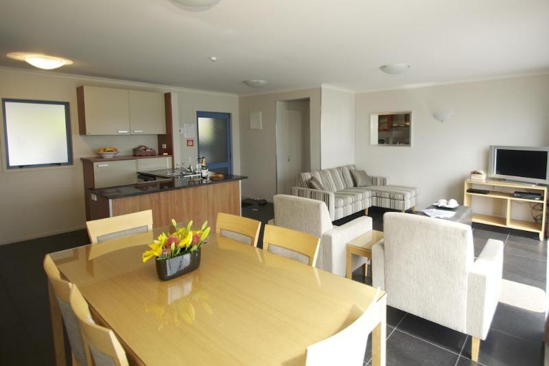 Blue Pacific Apartments