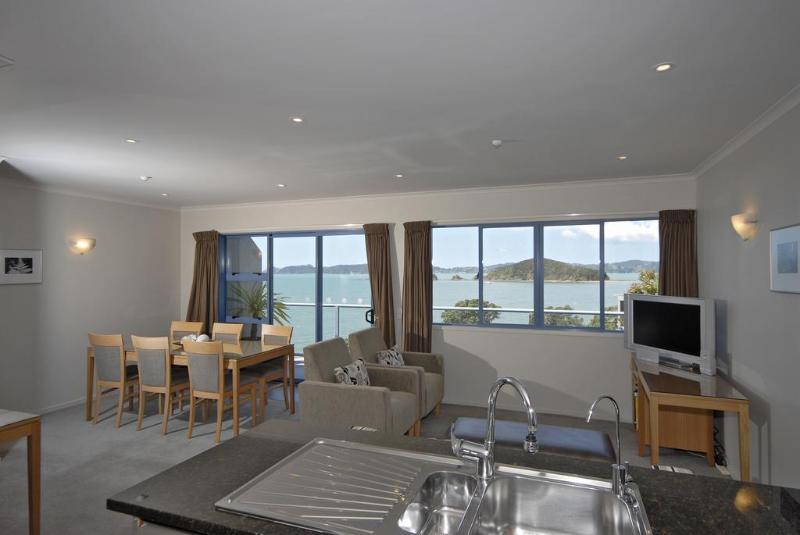 Blue Pacific Apartments