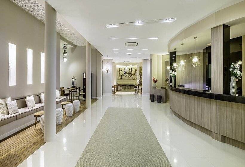 Отель H10 White Suites