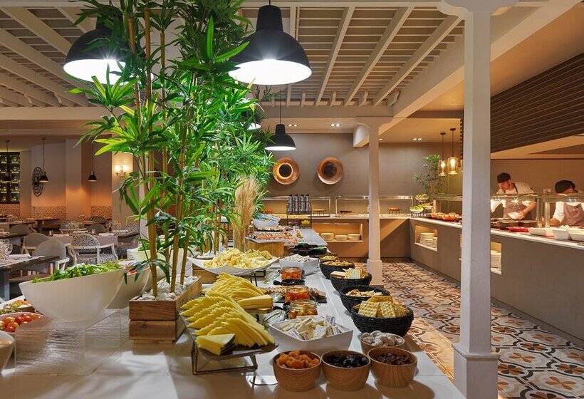 Отель H10 White Suites