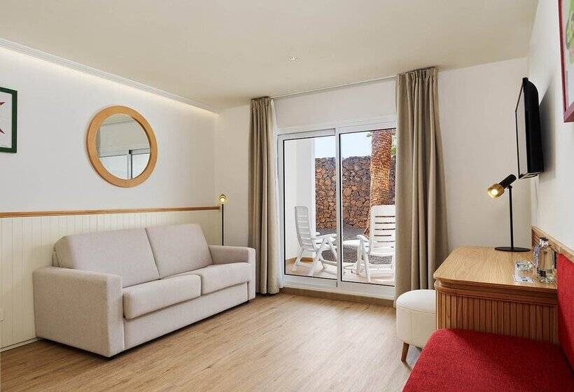 Отель H10 White Suites