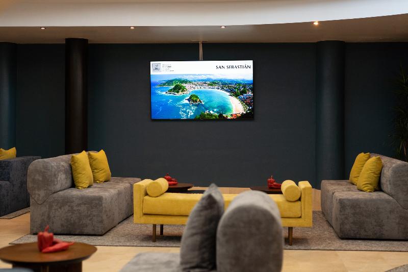 فندق Abba Comillas