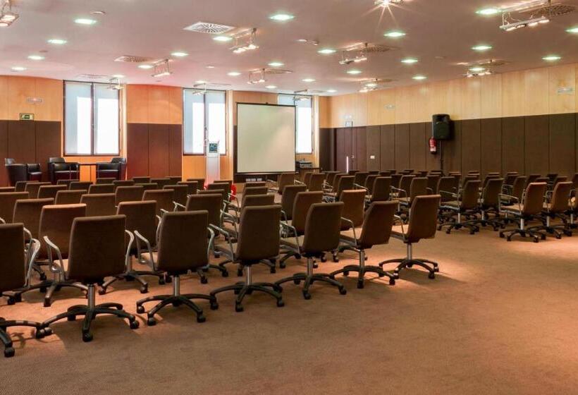 Ac Hotel Palacio De Santa Ana By Marriott