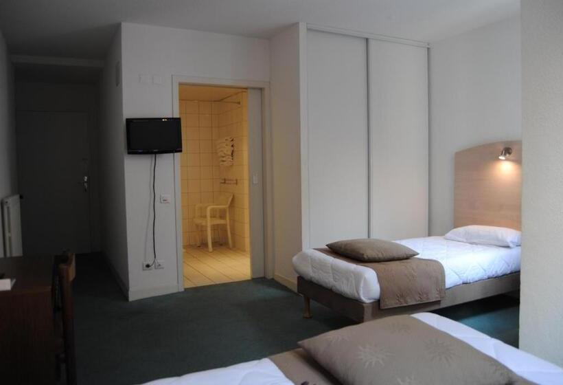 هتل Adonis Lourdes Notre Dame de La Sarte