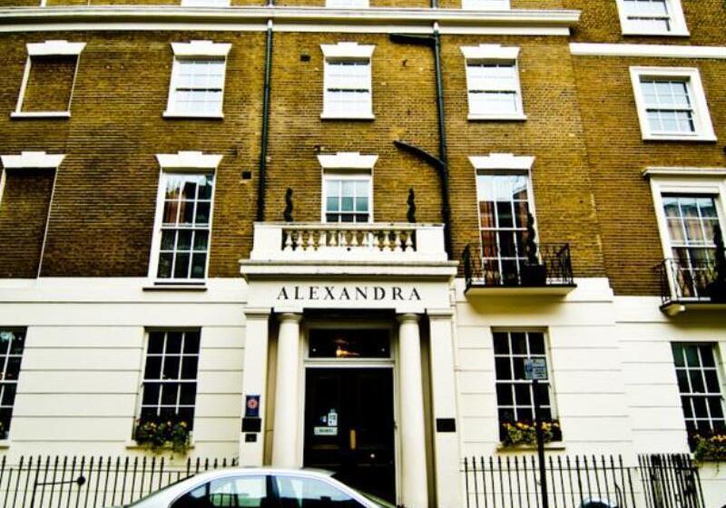 Отель Alexandra
