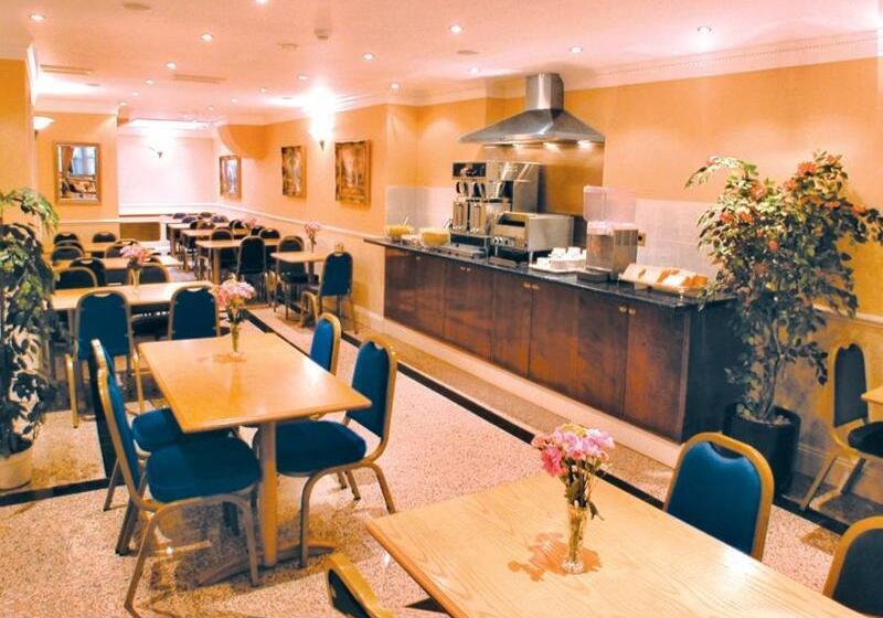 Отель Alexandra