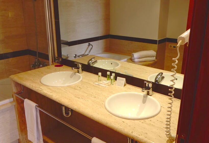 בית מלון כפרי Bonalba Alicante 4* Sup