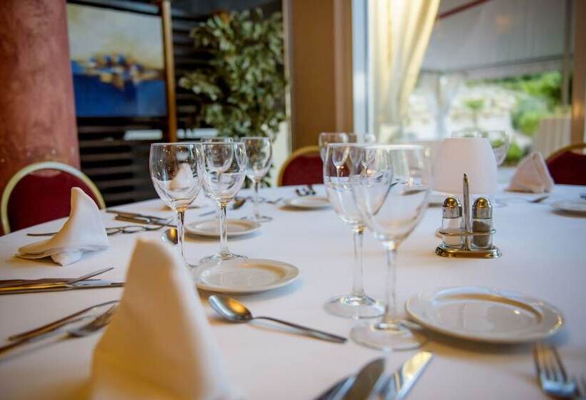 בית מלון כפרי Bonalba Alicante 4* Sup