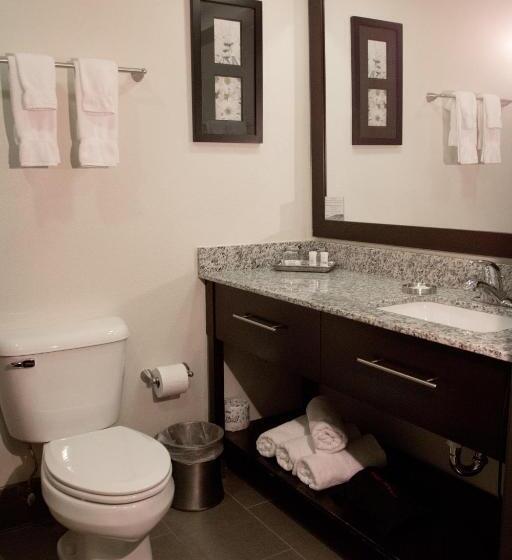 Brentwood Suites, Ascend Hotel Collection