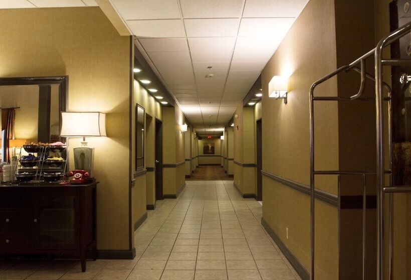 Brentwood Suites, Ascend Hotel Collection