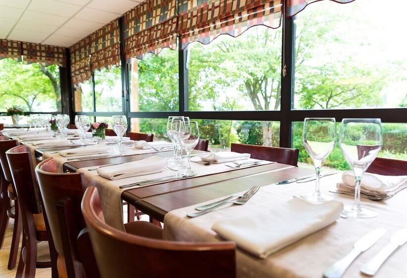 Brit Hotel Rennes Cesson