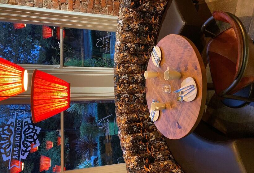 Cairn Hotel Newcastle Jesmond   Part Of The Cairn Collection