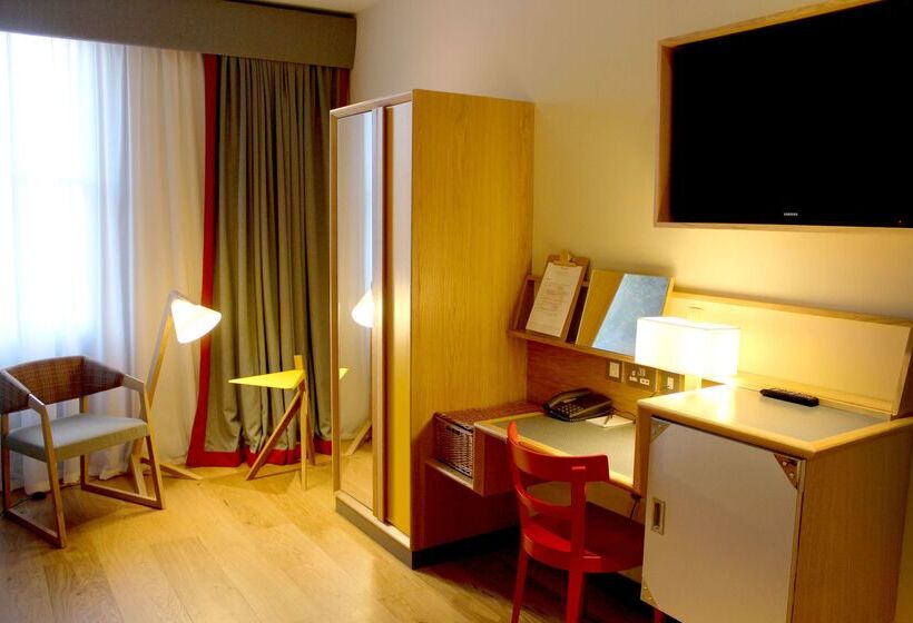 Cairn Hotel Newcastle Jesmond   Part Of The Cairn Collection