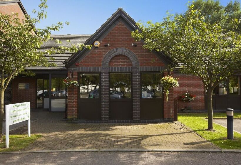 فندق Campanile Milton Keynes  Fenny Stratford