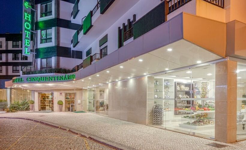 Отель Cinquentenario & Conference Center