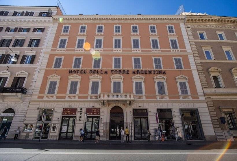 ホテル Della Torre Argentina