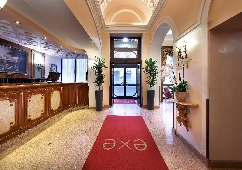 ホテル Della Torre Argentina