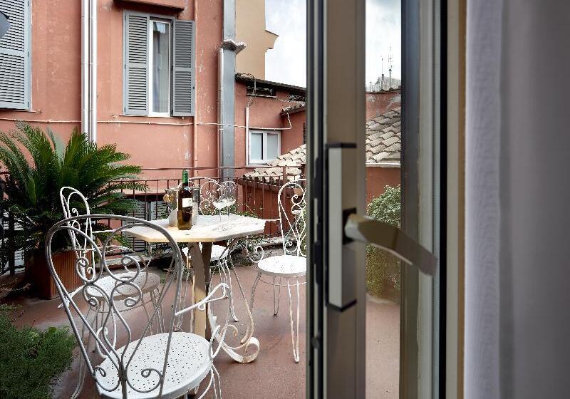 ホテル Della Torre Argentina