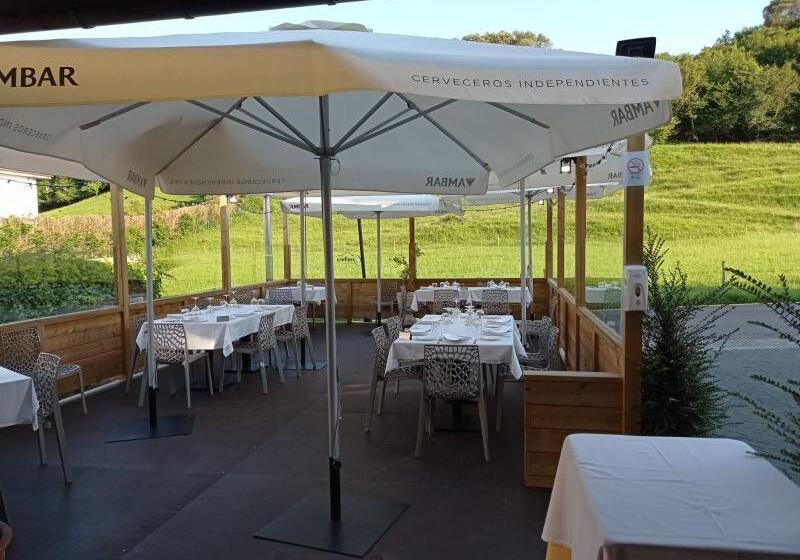 فندق El Tejo De Comillas