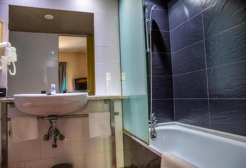 호텔 Els Jardins De La Martana