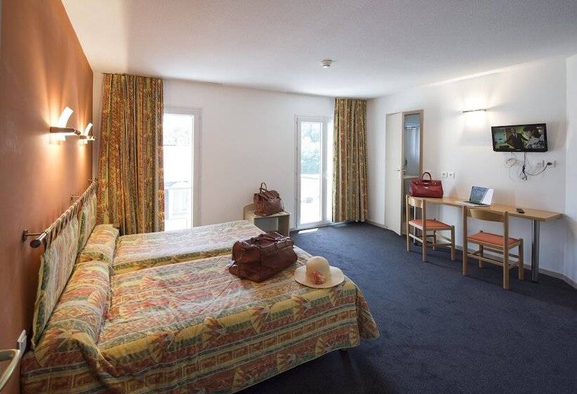 هتل Esplanade Eden