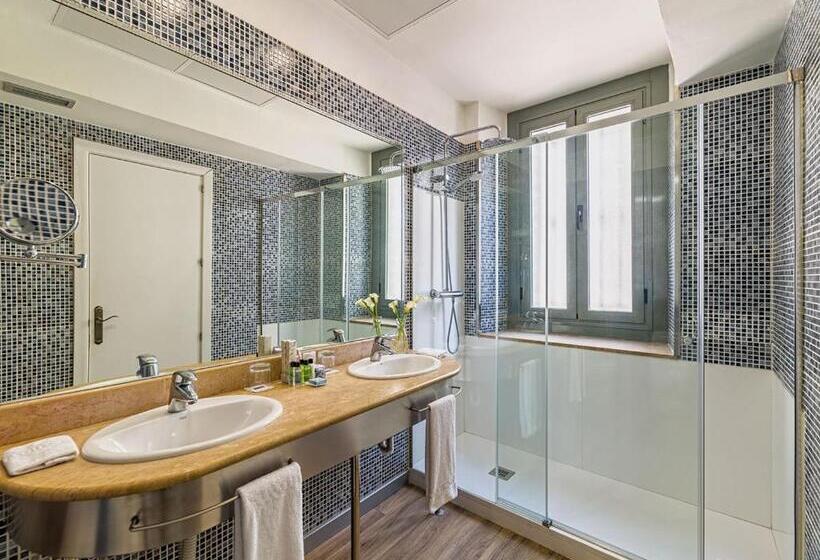 Отель H10 Raco Del Pi