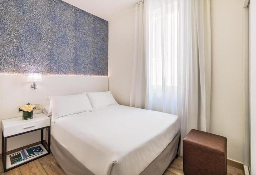 Отель H10 Raco Del Pi