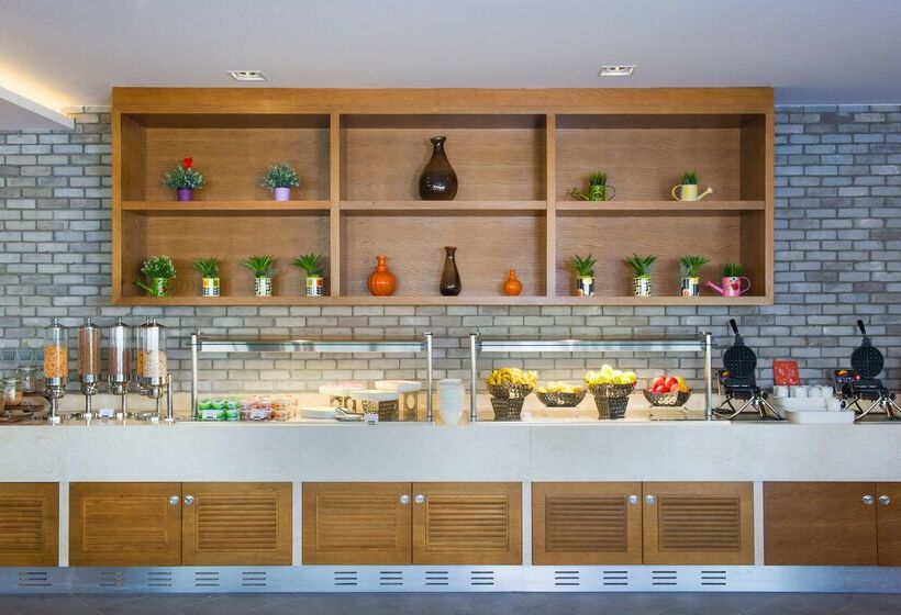 هتل Hilton Garden Inn Ras Al Khaimah