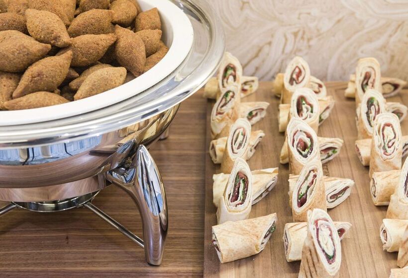 هتل Hilton Garden Inn Ras Al Khaimah