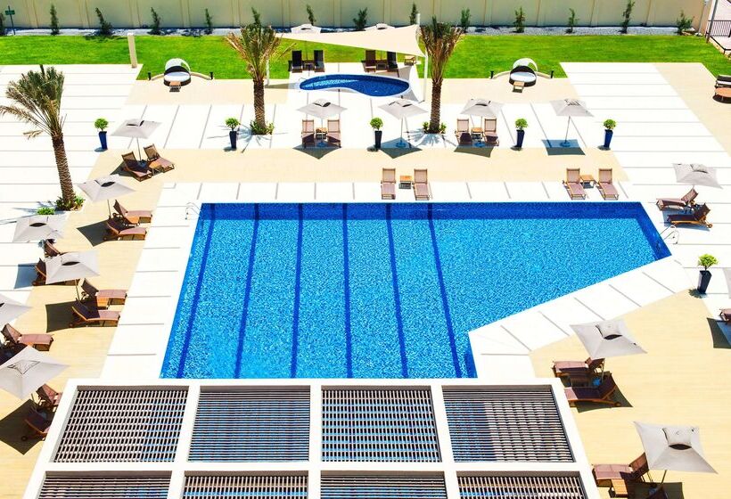 هتل Hilton Garden Inn Ras Al Khaimah