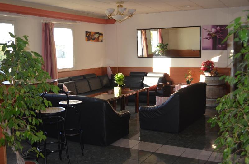 호텔 Hôtel Restaurant Kyriad Direct Dijon Nord   Zenith   Toison D Or