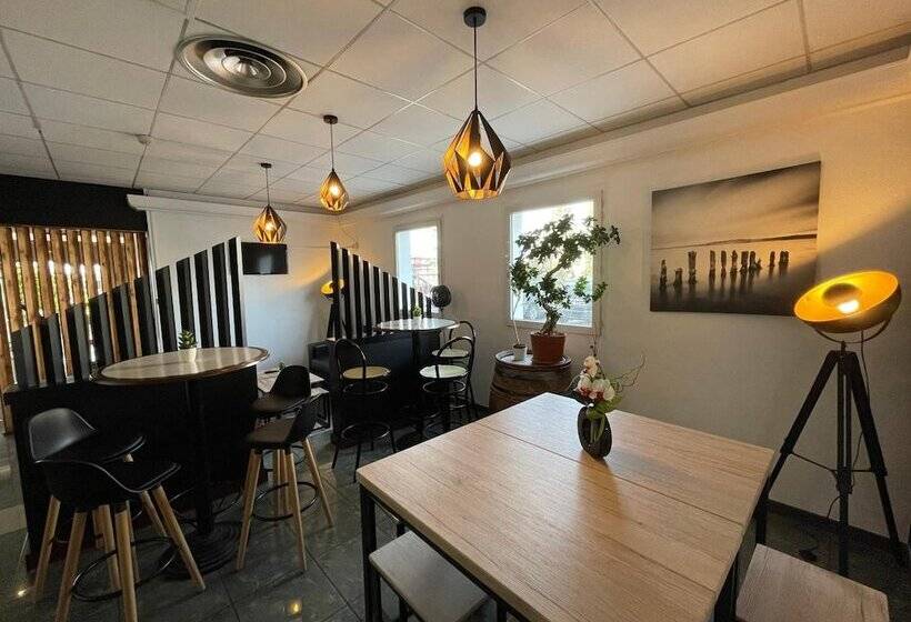 호텔 Hôtel Restaurant Kyriad Direct Dijon Nord   Zenith   Toison D Or