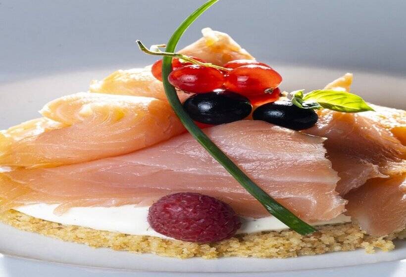 ホテル Isola Sacra