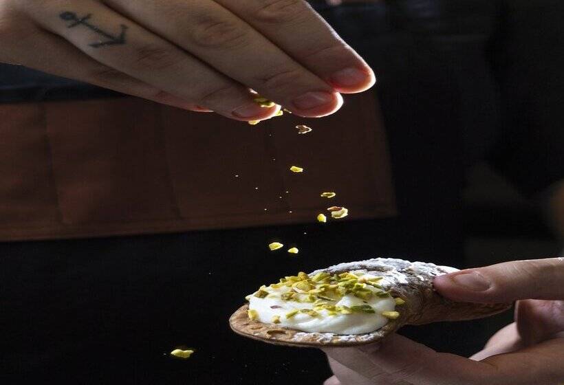 ホテル Isola Sacra