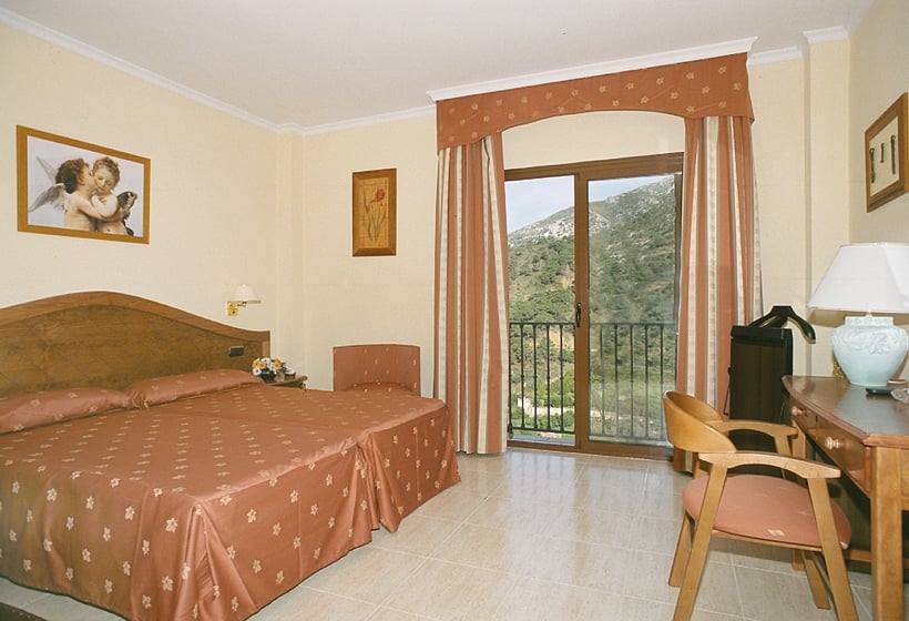 ホテル Kross Altos De Istan