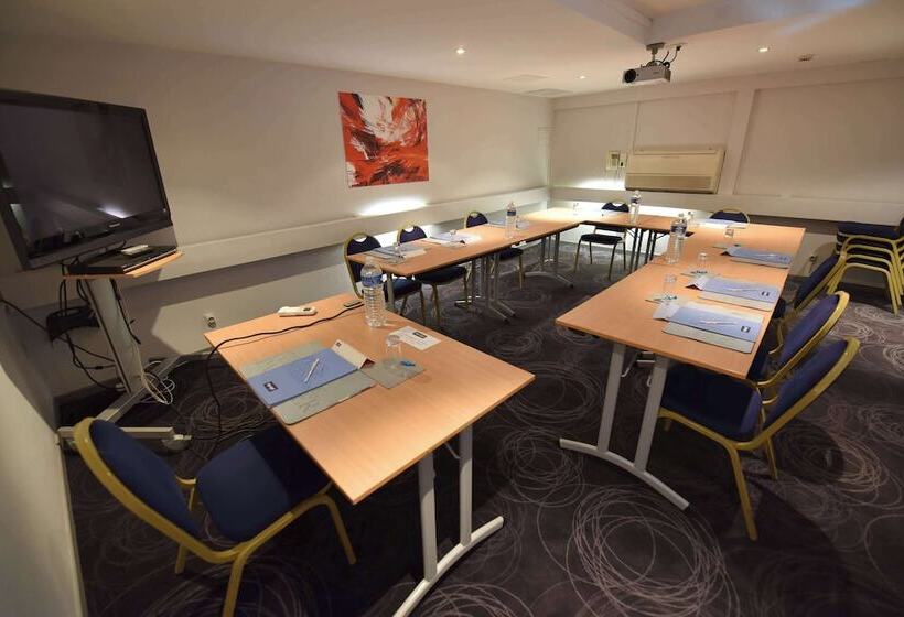 Kyriad Hotel Dijon Gare